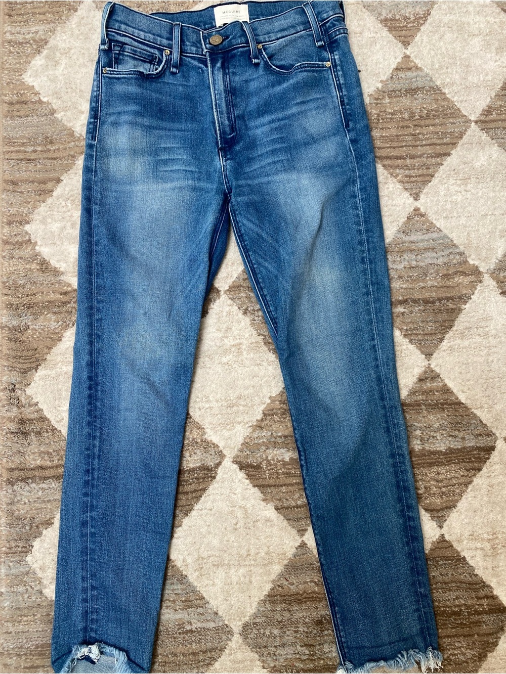 EUC McGuire women’s skinny jeans with raw hem, Style 38C, size 28